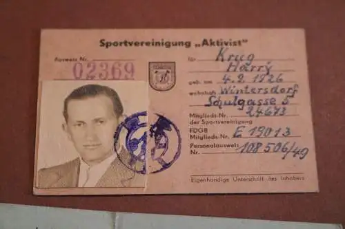 zwei tolle alte Sportausweise ? eines Mannes Wintersdorf 1949 u 1953