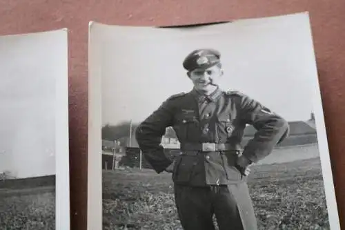 zwei tolle alte Fotos  - Portraits eines Soldaten