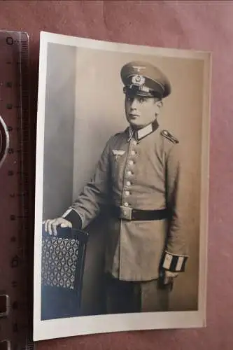 tolles altes Foto - Portrait eines Soldaten Schirmmütze  14 Inf.Regt. ?