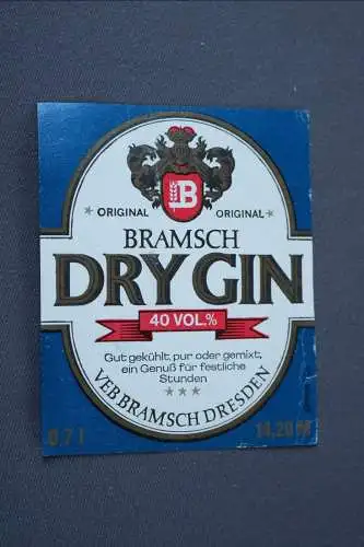 tolles altes Flaschenetikett - Bramsch Dry Gin - VEB Bramsch Dresden