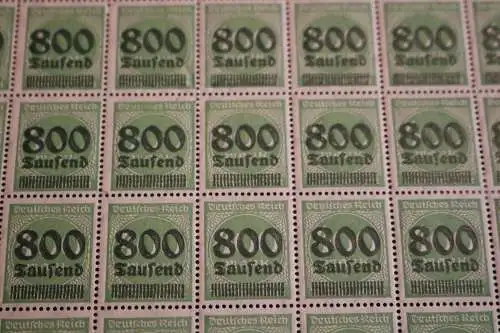 drei Bögen Briefmarken Deutsches Reich  Flugpost - 20er Jahre - wertvoll ??