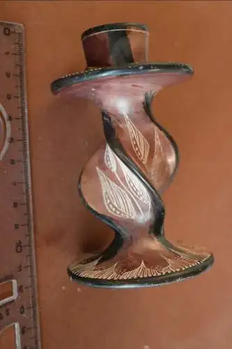 toller alter Kerzenständer - mit Signatur - Alter ??? 