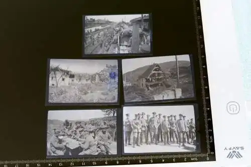 fünf alte Negative - Soldaten , Fernglas, Bahnhof, zerstörte Gebäude, Ort ??? 