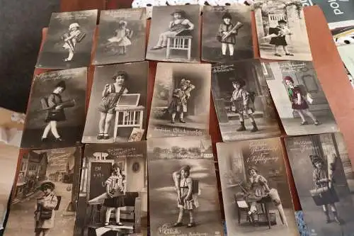 15 alte Karten - Glückwünsche Schulanfang - Kinder Schultüten 1910-30 ??