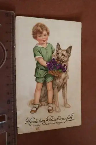 tolle alte Karte  - Glückwunsch Geburtstag - Kind mit Hund und Blumenkorb 20er J