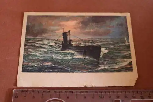 tolle alte Künstlerlkarte - U-Boot im Meer - 1942