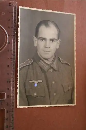 tolles altes Foto - Portrait eines Soldaten Res.Laz. Lebach-Saar - 1943 