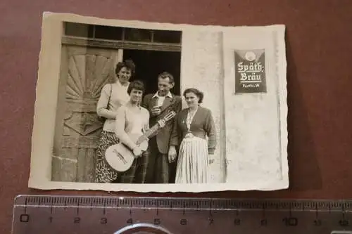 tolles altes Foto - Personen vor Gasthaus - Werbeschild Späth-Bräu  Furth i.W.