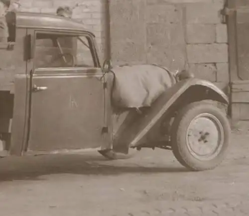 drei tolle alte Negative - Oldtimer Pritschenwagen - DDR - 50er Jahre 