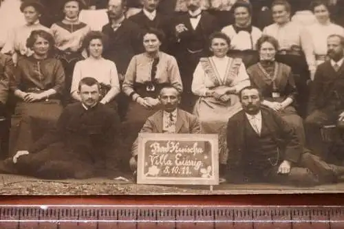 tolles altes Foto - Gruppe Personen Bad Kreischa Villa Eissrig 1911