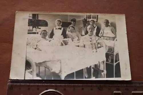 altes Foto - deutsche Soldaten im Lazarett abgestempelt in Brüssel -1915