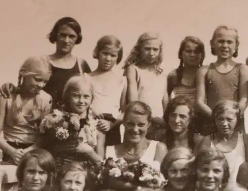 tolles altes Schulklassenfoto - Mädchen am Meer - 30-40er Jahre