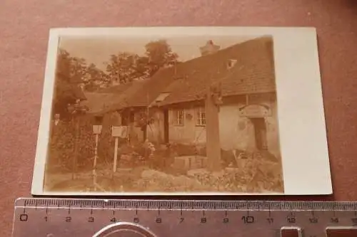 tolles altes Foto - Haus - Büchsenmacher Gustav Holly ?? Ort ??