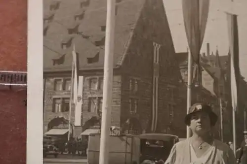 tolles altes  Foto  Frau auf der Strasse - Rothenbach ??? oder Umgebung 1934