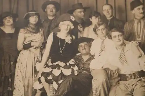 tolles altes  Foto - Gruppe Schauspieler - Deutsches Theater München - 1927