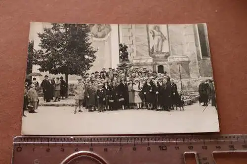 tolles altes Gruppenfoto - Besucher Denkmal Geigenbauerein - Mittenwalde 20-30er