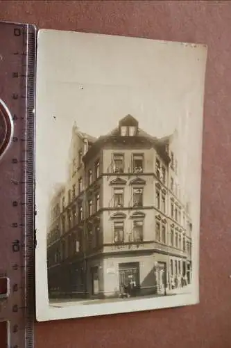 tolles altes Foto - Eckhaus - unten Geschäft - Ort ??? 1910-20 ?