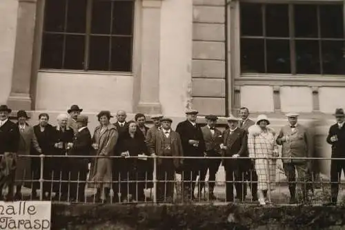 tolles altes Foto - Gruppenfoto - Trinkhalle Kurhaus Tarasp  Schweiz - 1910-20