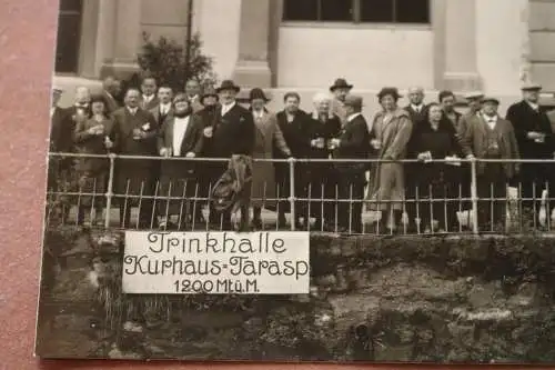 tolles altes Foto - Gruppenfoto - Trinkhalle Kurhaus Tarasp  Schweiz - 1910-20