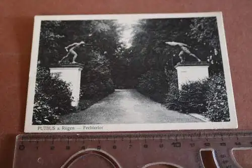 Tolle alte Karte -  Putbus auf Rügen - Fechtertor 1920-30 ???
