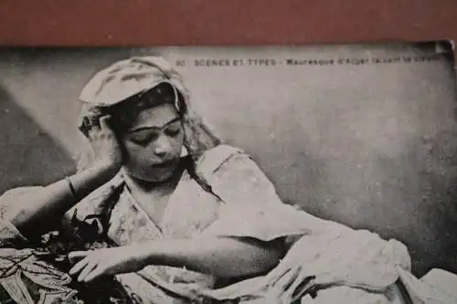 tolle alte Karte -  Hübsche Frau - algerische Schönheit  1910-30 ???