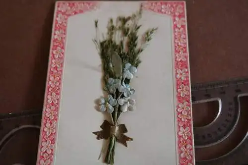 tolle alte Karte -  Glückwunschkarte - Niederlande mit Gräser und Stoffblumen ? 