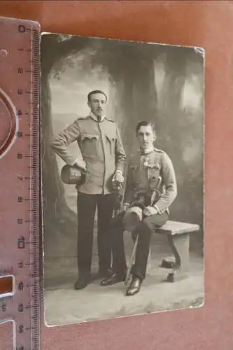 altes Foto - zwei österreichische Soldaten , einer mit Orden - Feldpost 1915