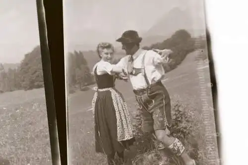 12 tolle alte Negative - Familie in Tracht - 50-60er Jahre ?  Bayern ???