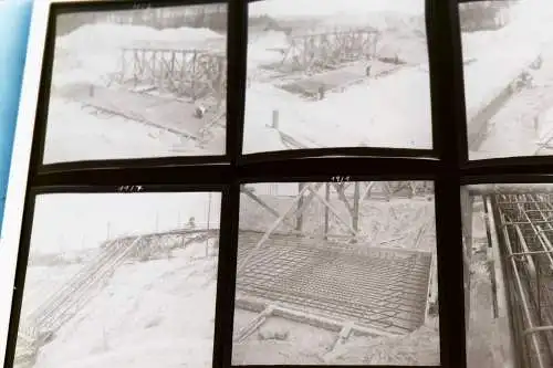 14 alte Negative - Großbaustelle - Brücke ?? Staudamm ?? 