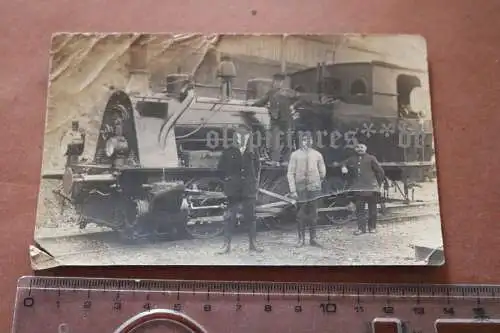 tolles altes Foto -mir unbekannte Lokomotive - 1925  Kleinbahn ? Butzbach ?