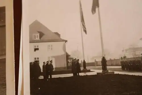 fünf tolle alte Fotos - Soldaten angetreten - Fliegerhorst Gotha - 30-40er Jahre