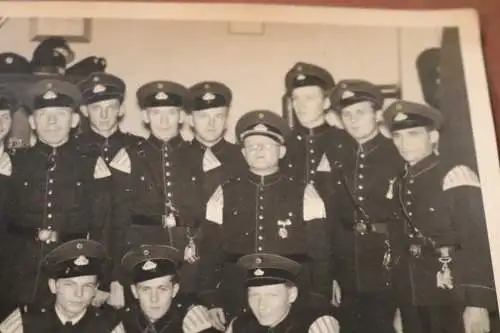 zwei tolle alte Fotos  - Musikkapelle - Feuerwehr ??? - Umzug -  Raum Altena 
