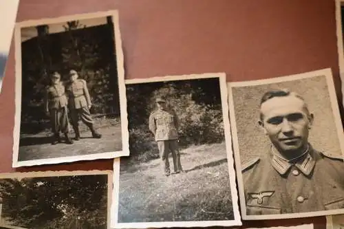 sieben alte Fotos eines Soldaten