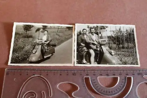Zwei tolle alte Fotos - Frau mit Oldtimer Motorroller Heinkel Tourist - 1962