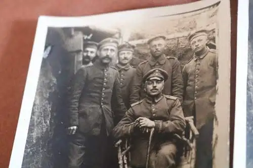 drei alte Fotos Soldaten vor Unterstand und Kartoffelernte - 57 Inf. Regt.  