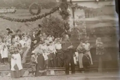 zwei tolle alte Glasnegative - geschmückter Bahnhof Schwenke - 1914-1918