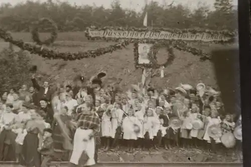 zwei tolle alte Glasnegative - geschmückter Bahnhof Schwenke - 1914-1918