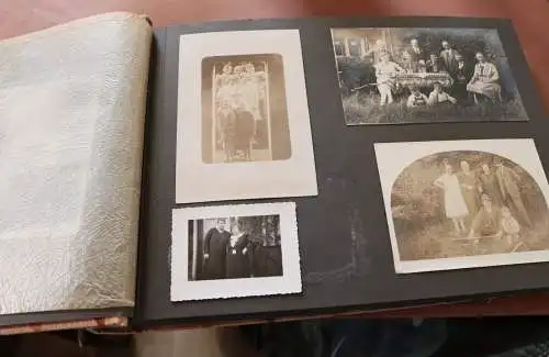 tolles altes Album 81 Fotos ab 1932 - Familie , Soldat usw. 