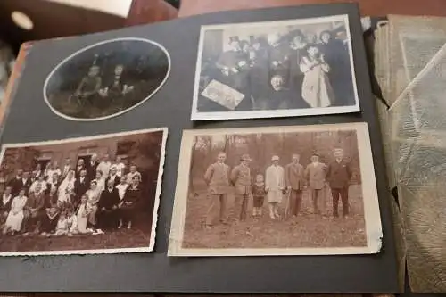 tolles altes Album 81 Fotos ab 1932 - Familie , Soldat usw.