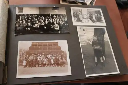 tolles altes Album 81 Fotos ab 1932 - Familie , Soldat usw.