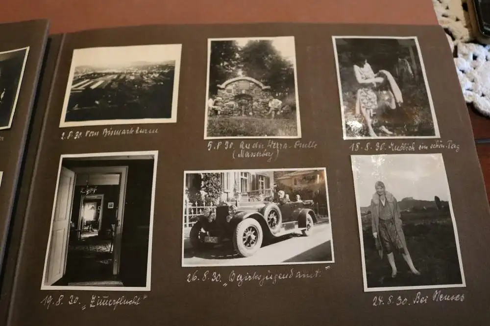 tolles altes Album 30er Jahre - 264 Fotos - Familie, Oldtimer, Marine, Soldaten  0