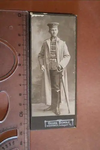 Tolles altes CDV Foto - Portrait eines Soldaten Husar Wandsbeck mit Säbel