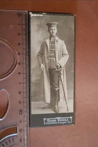 tolles altes CDV Foto - Portrait eines Soldaten Husar Wandsbeck mit Säbel