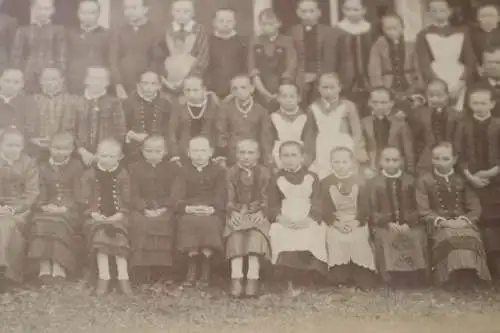 tolles altes Gruppenfoto Schulklasse Mädchenschule - Süddeutschland ? 1900-10 ?