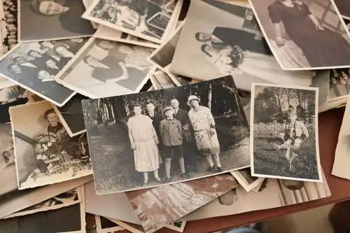Konvolut alter Fotos - Personen , Familie , Orte , usw. Raum Elberfeld 