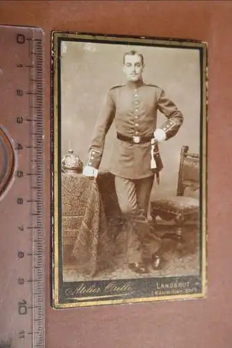 tolles altes CDV-Foto - Portrait eines  Soldaten mit Pickelhaube - Landshut 