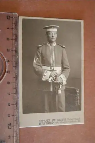 tolles  altes CDV-Foto - Portrait eines Soldaten mit Epauletten - Dresden 