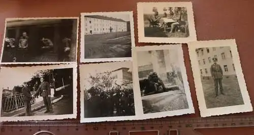 sieben alte Fotos - Soldaten , Kaserne, Waggon usw.