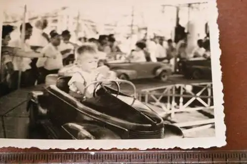 tolles altes Foto - Kinder im Autokarussell - Ibirapuera Park - 1956