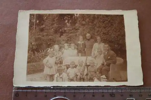 tolles altes Familienfoto - Mann General , Junge mit Karabiner ???